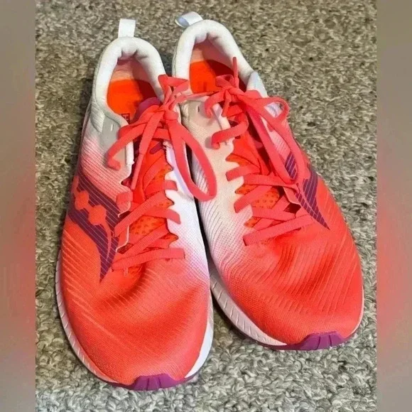 New Saucony Womens Fastwitch 9 S19053-1 Running Shoes Sneakers Size 10.5 - Picture 2 of 5